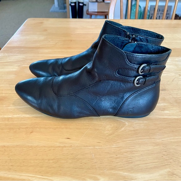 Born Ankle Boot - Black Leather Size 8.5 US | 40 EU - Picture 2 of 13